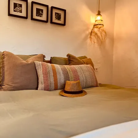 Lodge W - - Malaga - Andalucia