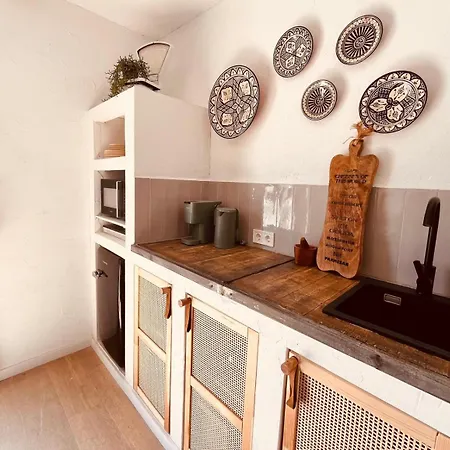 W - - Malaga - Andalucia Lodge *
